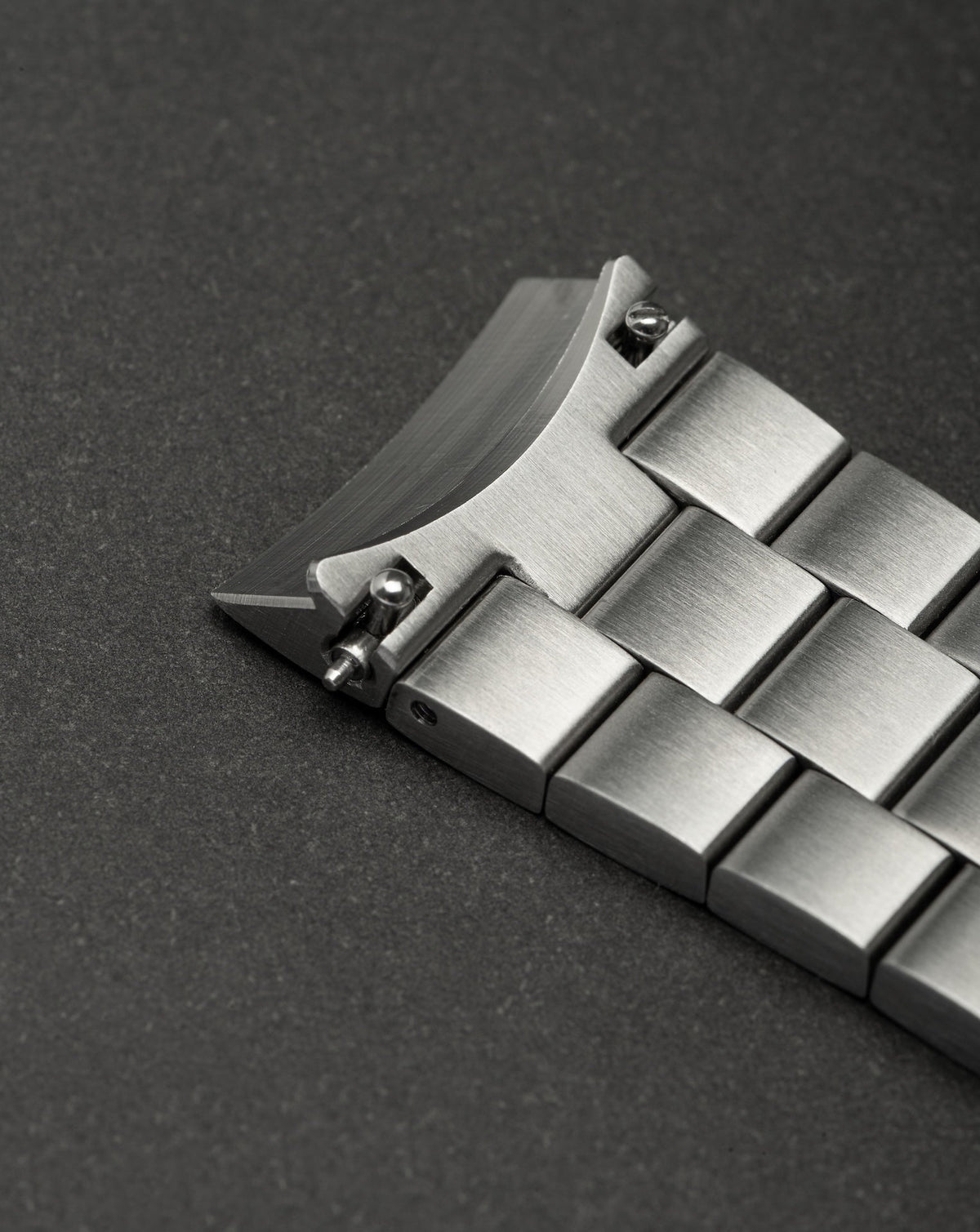 Bracelet end link close-up