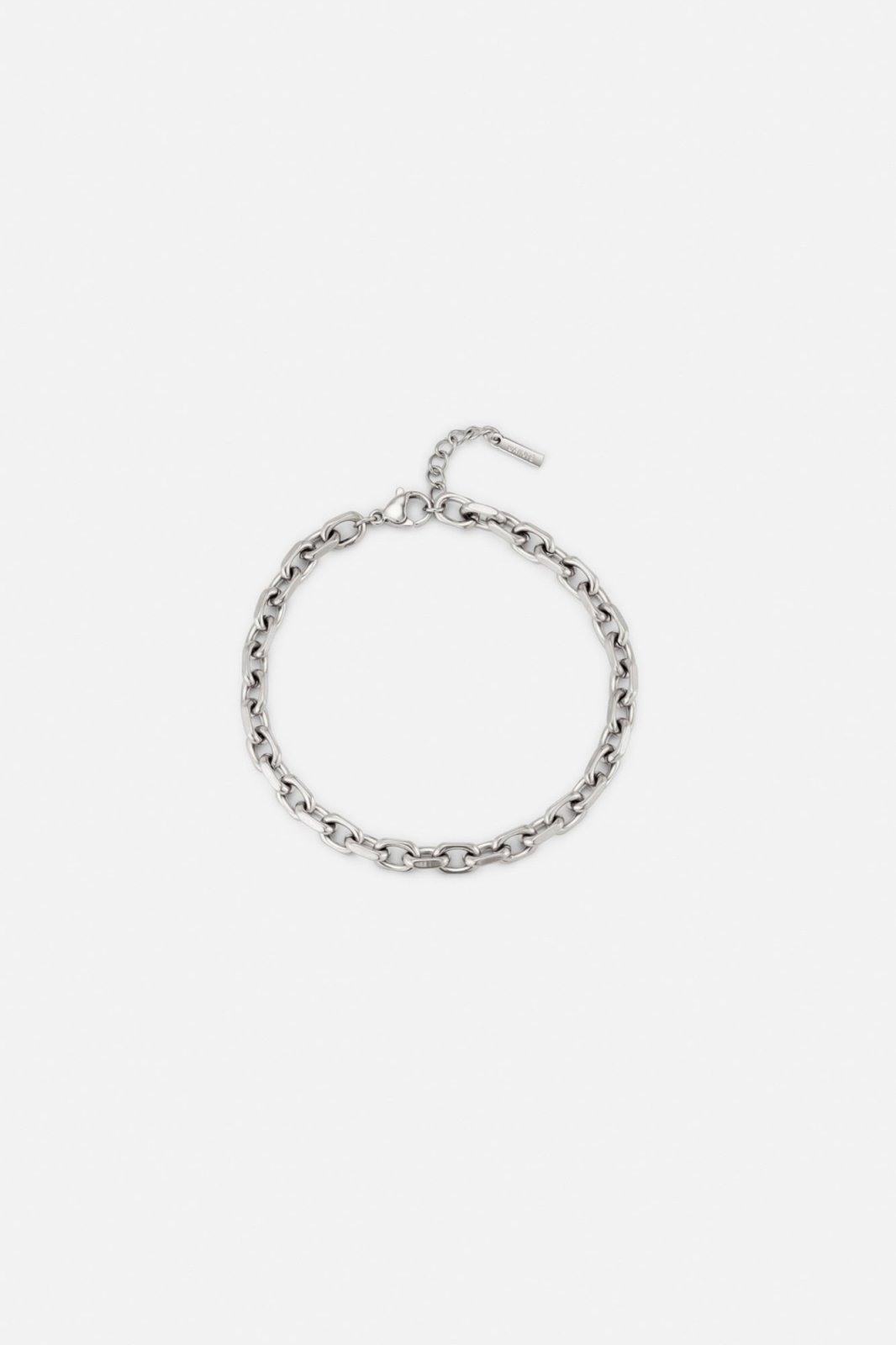 Silver-tone 5 mm anchor chain bracelet, front view on a light background