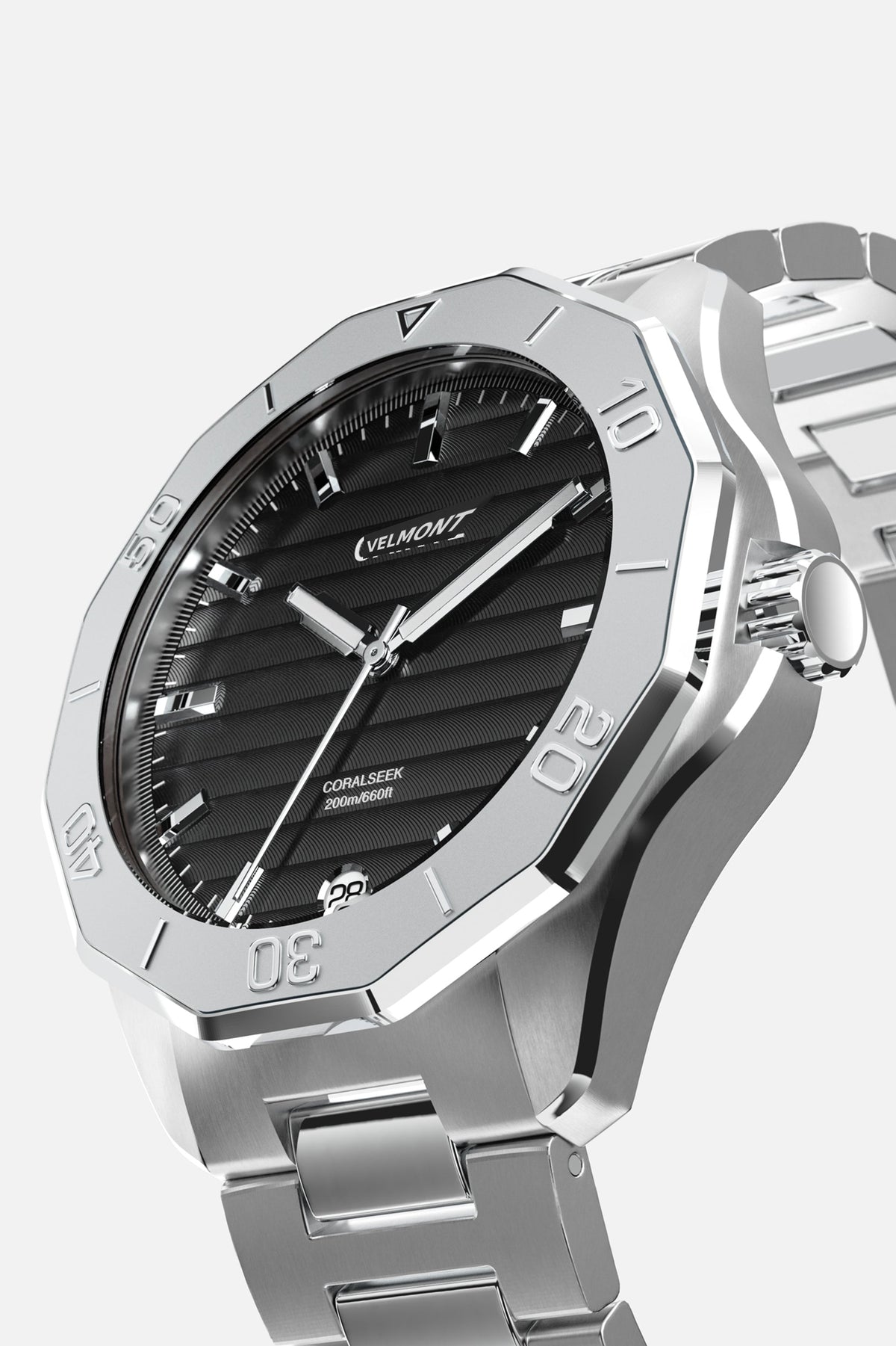 Three-quarter view of the faceted, numbered bezel and black dial