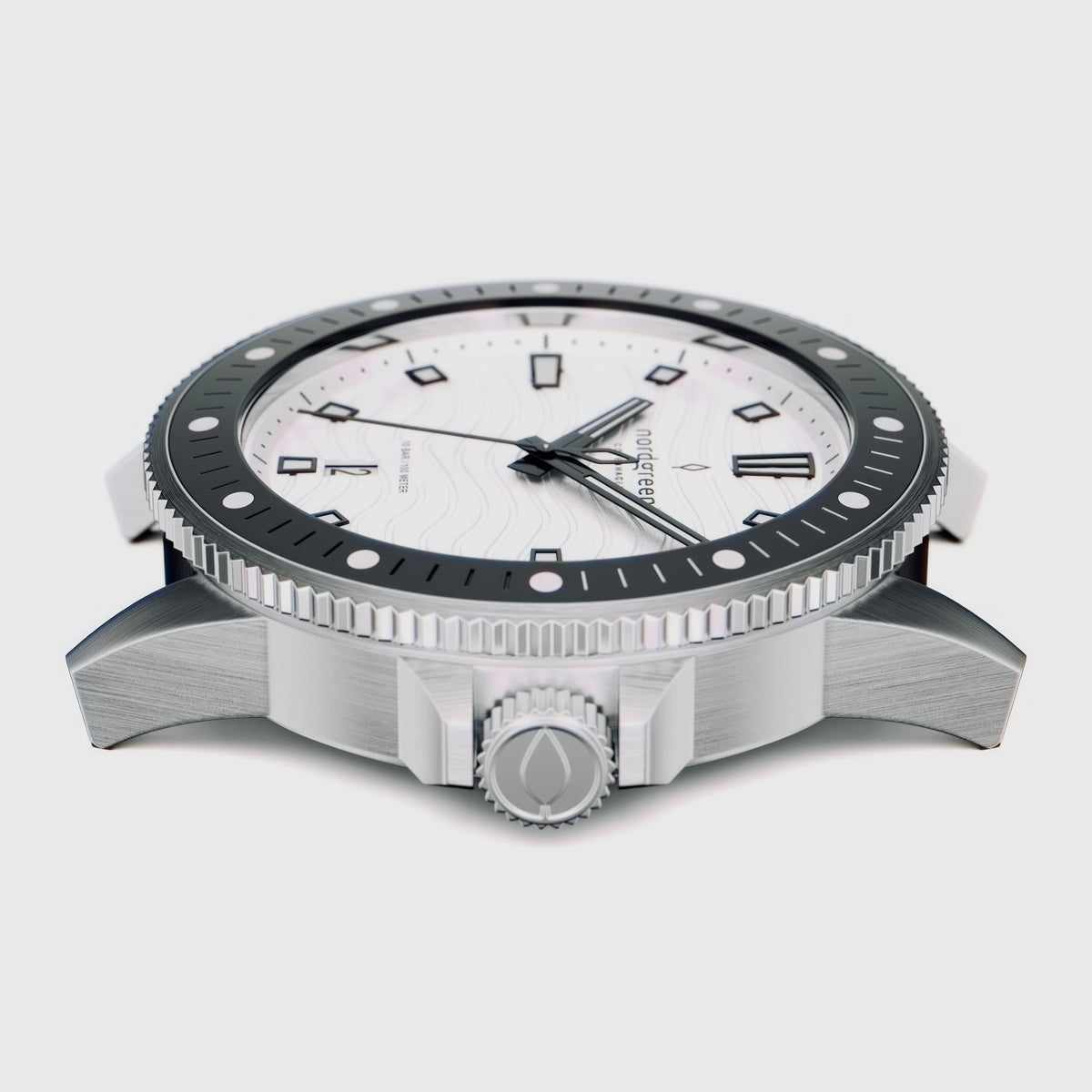 Side profile of the silver-tone case with the coin-edge black bezel.
