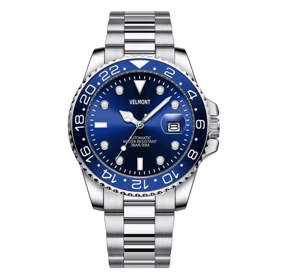 Blue bezel and blue dial on a steel bracelet