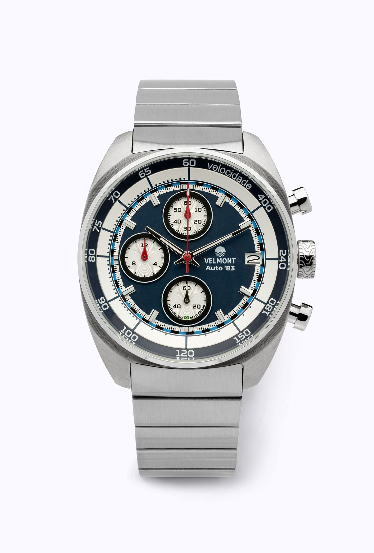 Blue racing chronograph on a steel bracelet