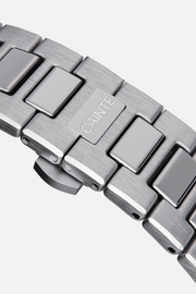 Brushed and polished bracelet links with folding clasp