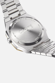 Solid case back of the octagonal watch