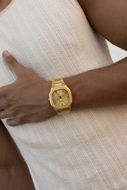 Arm across a ribbed top with the watch on