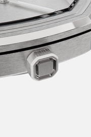 Macro view of the octagonal crown