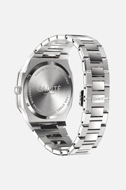 Case back with the integrated bracelet closed