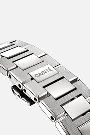 Folding clasp and brushed links of the bracelet